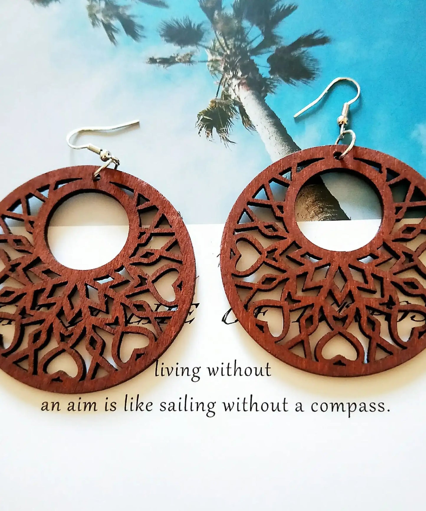 Boucles d'oreilles en bois Pétale Cercle floral sculpté