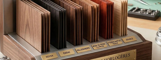 essences de bois horlogerie échantillons bois noyer ébène palissandre érable bois de rose matériaux naturels fabrication montre bois qualité bois comparatif textures bois design artisanat horloger