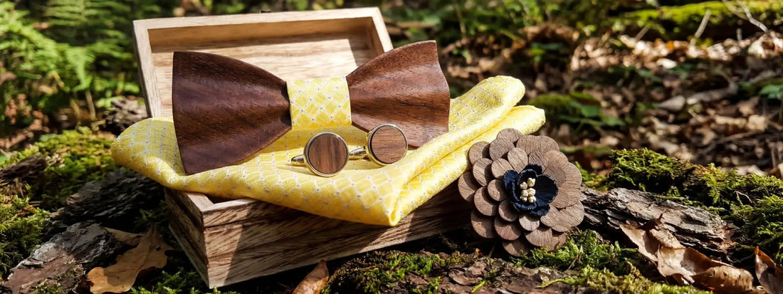 coffret noeud papillon en bois ensemble homme mariage champêtre accessoires bois boutons de manchette pochette jaune boutonnière fleur style naturel élégant idée cadeau originale