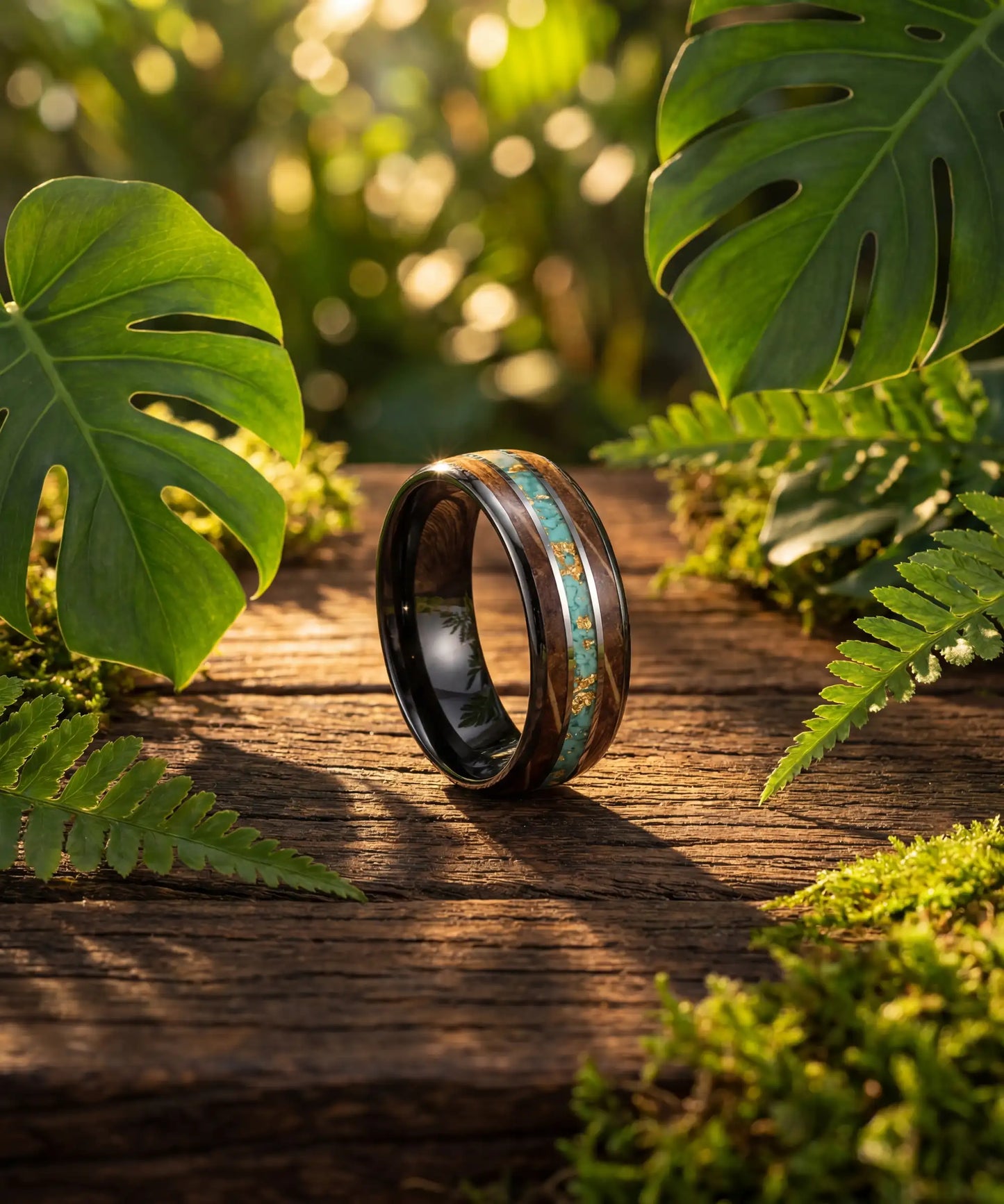 Alliance en bois Ark Nomad Turquoise noire - mise en scene nature, bague en bois premium
