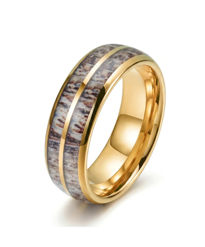 Alliance en bois Dornak Kovo or sur fond blanc, photo e-commerce produit