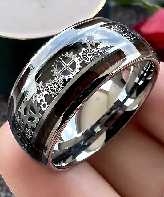 Bague homme Arcadion en bois et tungstène finition argentée avec motifs mécaniques détaillés, design élégant et moderne