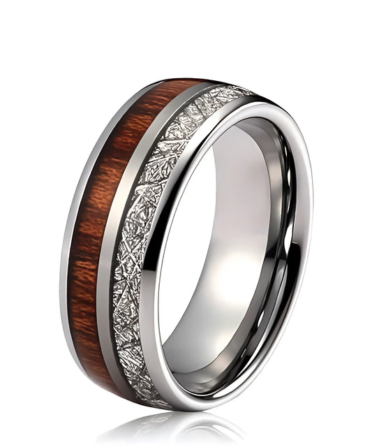 bague en tungstène avec incrustation de bois de koa et bande aspect météorite, anneau moderne et élégant.
