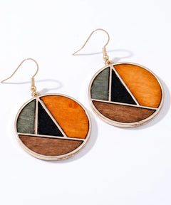 Boucles d'oreilles en bois Sylva Géométrique disque sur fond blanc, bijou artisanal e-commerce