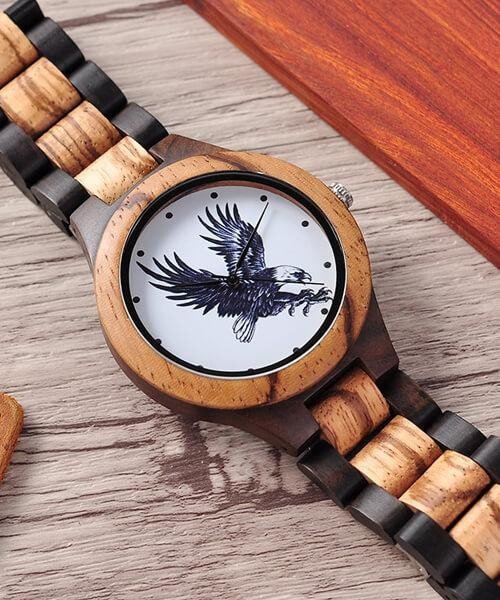 Montre aigle homme sale