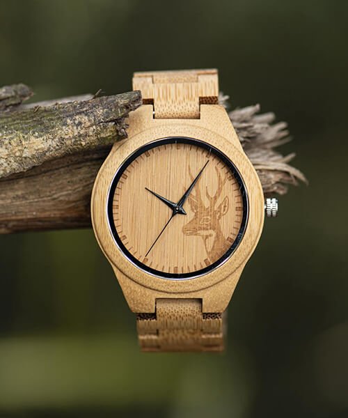 Montre fashion en bois cerf