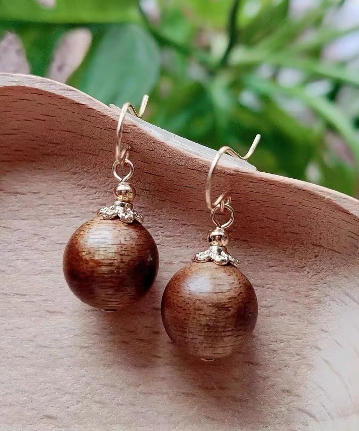Boucles d'oreilles en bois Ondine Perle bois d'agar